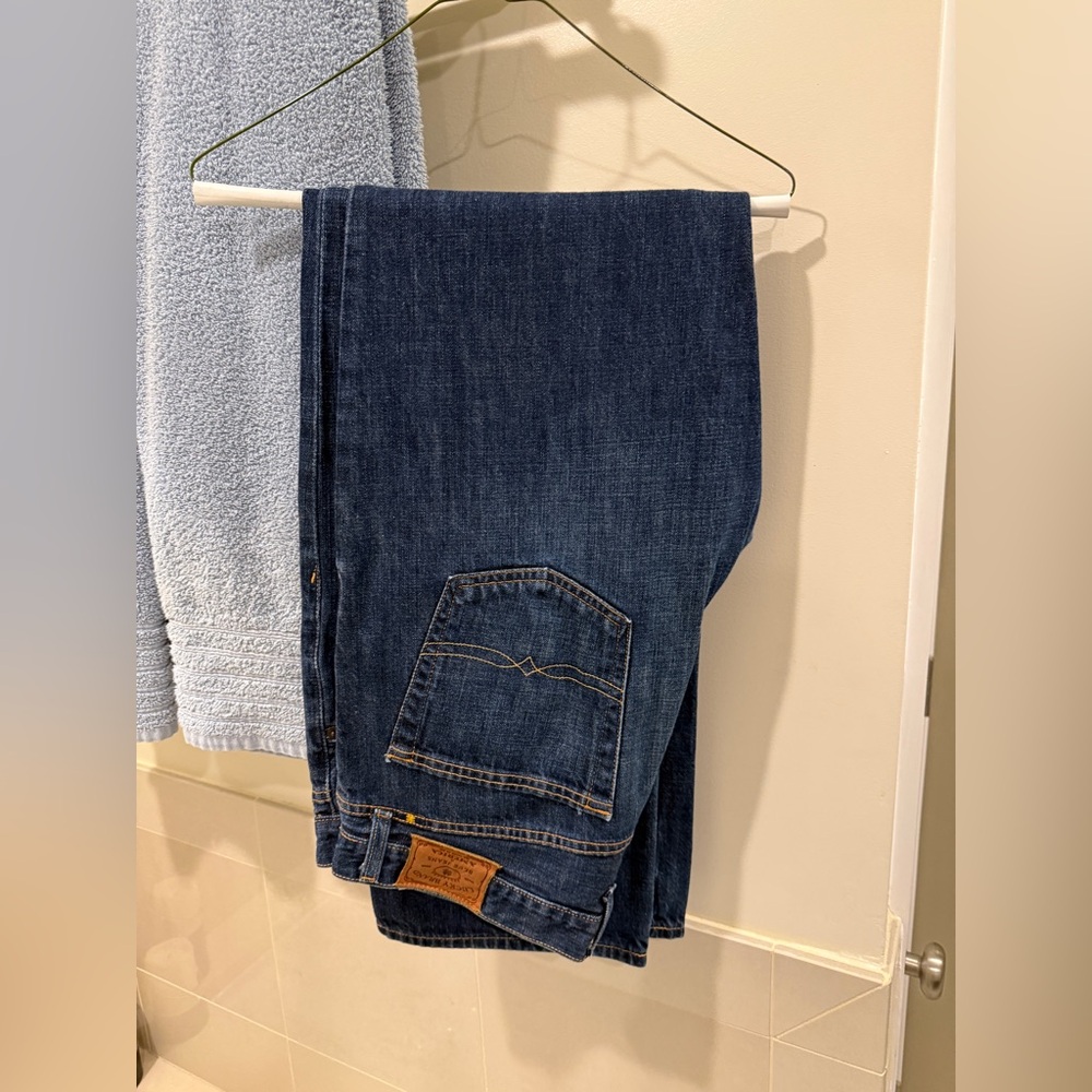 Lucky brand men’s jeans